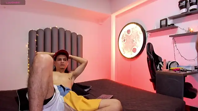 Martshall09 online show from December 2025 09:44:02 PM