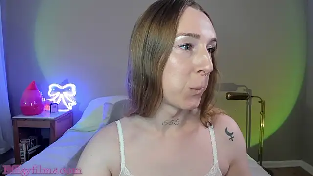 Snapshot of StarDuvall chatting on February 2026 09:53:01 PM StarDuvall online show from February 2026 09:53:01 PM