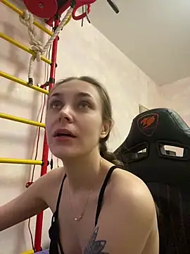 Snapshot of White_Lu chatting on February 2025 12:20:01 AM White Lu online show from February 2025 12:20:01 AM