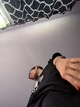 Snapshot of Texasstar420 chatting on January 2025 07:40:01 PM Texasstar420 online show from January 2025 07:40:01 PM