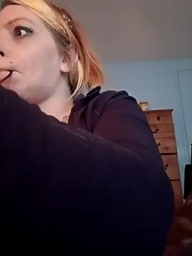 barbieinbondage7 online show from April 2026 04:20:02 PM