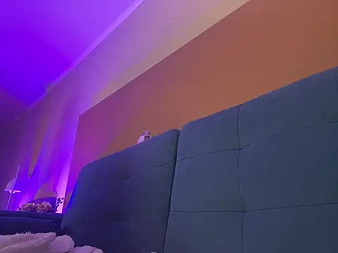 Molli Luv online show from March 2025 02:53:02 PM