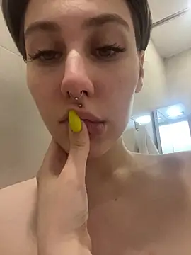 Molli Luv online show from December 2025 07:17:01 AM