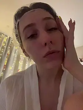 Molli Luv online show from December 2025 03:55:01 AM