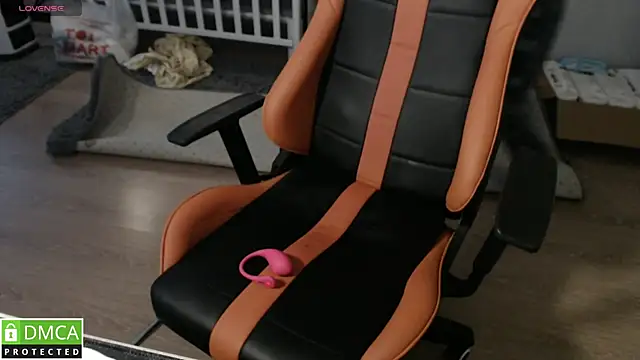 crystalyss online show from November 2025 03:16:02 AM