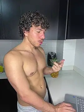 Snapshot of ttylloserxxx chatting on February 2025 03:12:01 AM ttylloserxxx online show from February 2025 03:12:01 AM