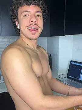 Snapshot of ttylloserxxx chatting on February 2025 05:14:02 AM ttylloserxxx online show from February 2025 05:14:02 AM