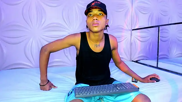 Snapshot of JackBBC18 chatting on February 2025 12:58:01 PM JackBBC18 online show from February 2025 12:58:01 PM