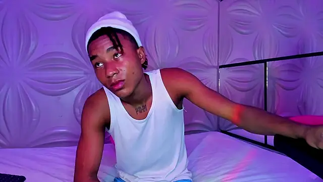 Snapshot of JackBBC18 chatting on February 2025 11:41:02 AM JackBBC18 online show from February 2025 11:41:02 AM