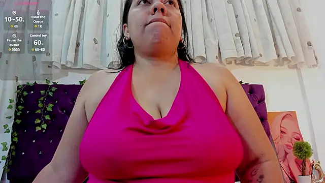 Snapshot of AmmyPike1 chatting on March 2026 08:38:01 PM AmmyPike1 online show from March 2026 08:38:01 PM