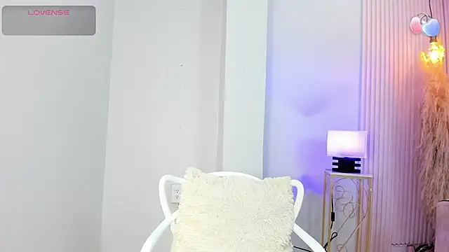 alana rossetti online show from February 2026 12:27:01 PM