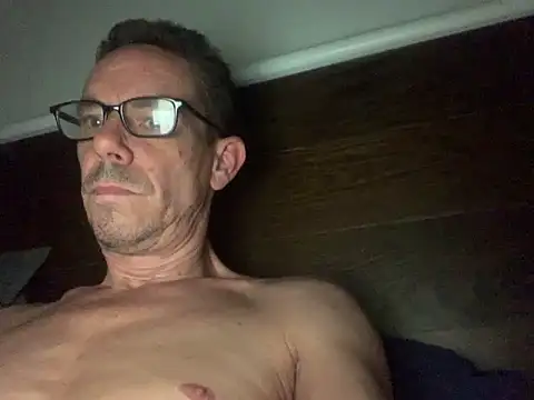 Kenhornu online show from May 2026 09:54:01 PM