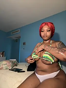 Snapshot of squirmxx10 chatting on February 2025 09:42:01 PM squirmxx10 online show from February 2025 09:42:01 PM