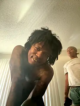 Snapshot of squirmxx10 chatting on January 2026 10:24:01 PM squirmxx10 online show from January 2026 10:24:01 PM