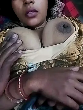 Snapshot of Simrandeshipp chatting on January 2025 10:11:02 PM Simrandeshipp online show from January 2025 10:11:02 PM