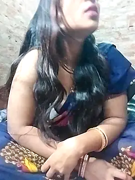 Snapshot of Simrandeshipp chatting on February 2025 05:20:02 PM Simrandeshipp online show from February 2025 05:20:02 PM