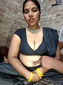 Snapshot of Simrandeshipp chatting on December 2025 05:27:01 AM Simrandeshipp online show from December 2025 05:27:01 AM