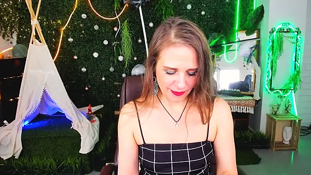 EmiliaBedy online show from April 2026 05:19:01 AM