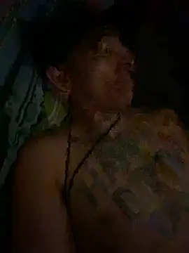 Snapshot of TwoTone1211 chatting on February 2025 04:40:01 PM TwoTone1211 online show from February 2025 04:40:01 PM