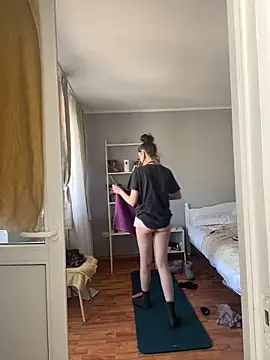 bunnythetailor online show from February 2025 10:26:02 AM