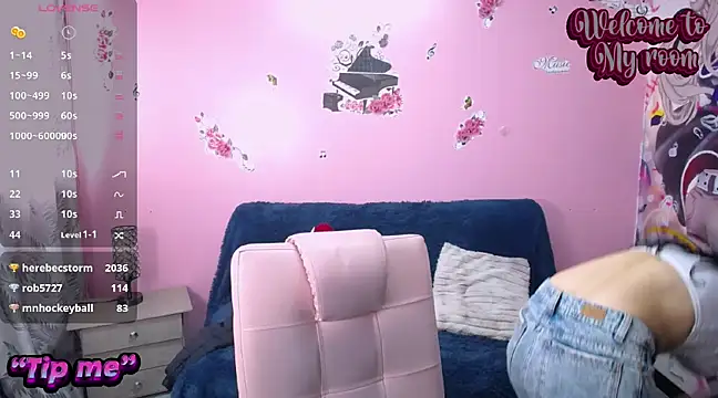 Snapshot of Sofii_cutee chatting on January 2025 06:35:01 PM Sofii cutee online show from January 2025 06:35:01 PM