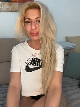 Snapshot of BabyBell69 chatting on March 2025 03:35:01 PM BabyBell69 online show from March 2025 03:35:01 PM