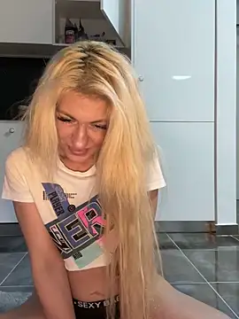 Snapshot of BabyBell69 chatting on March 2025 06:37:02 PM BabyBell69 online show from March 2025 06:37:02 PM