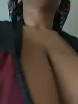 Snapshot of Boneca25 chatting on February 2025 02:16:01 PM Boneca25 online show from February 2025 02:16:01 PM