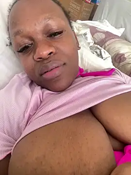 Snapshot of Boneca25 chatting on March 2025 09:21:01 AM Boneca25 online show from March 2025 09:21:01 AM