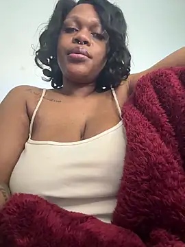 Snapshot of Boneca25 chatting on April 2026 09:01:01 AM Boneca25 online show from April 2026 09:01:01 AM