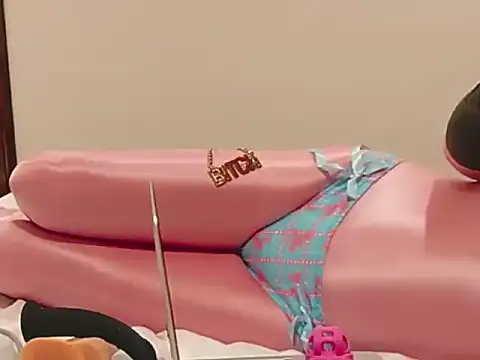 Snapshot of Cucked_Sissy_Bitch chatting on February 2026 05:02:02 PM Cucked Sissy Bitch online show from February 2026 05:02:02 PM