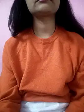 Tanu-00 online show from November 2025 05:50:02 PM