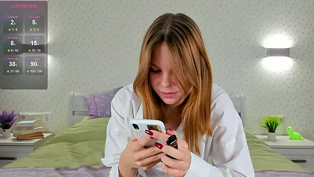 ElvinaBestwick online show from February 2025 03:47:01 PM