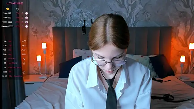 ElvinaBestwick online show from February 2025 06:23:01 PM