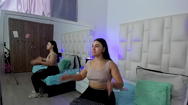 Ariana rouse online show from May 2026 04:12:02 PM