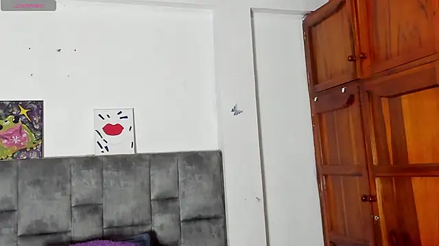 Snapshot of Isangel_ chatting on November 2025 03:06:02 AM Isangel online show from November 2025 03:06:02 AM