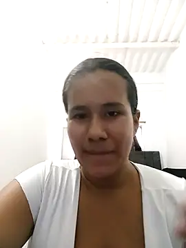 sol miluna2 online show from September 2025 03:16:01 PM