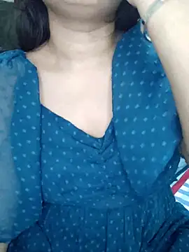 JANVI MISHRA1 online show from May 2026 05:53:02 PM
