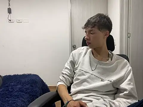 Juanmres online show from September 2025 06:16:02 AM