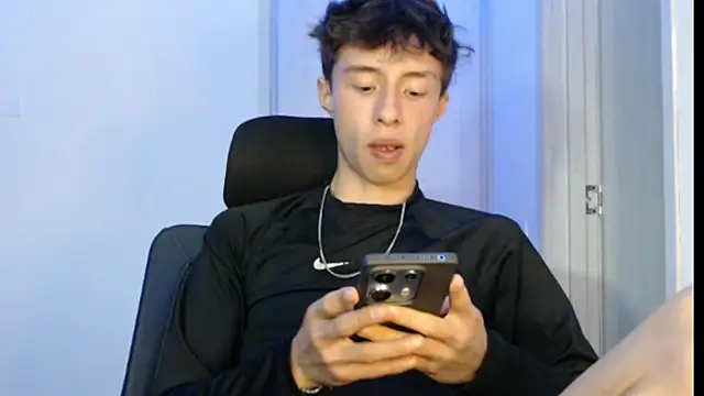 Juanmres online show from October 2025 02:58:02 AM