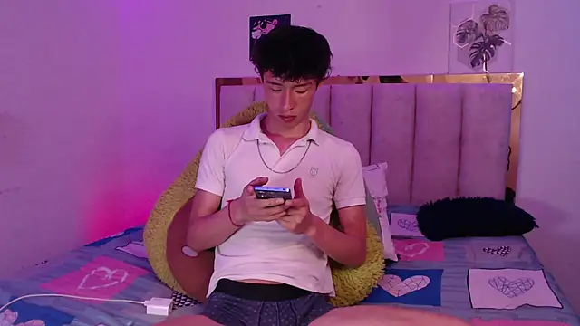 Juanmres online show from May 2026 08:50:02 PM