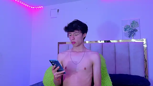 Juanmres online show from May 2026 02:22:02 PM