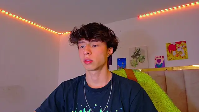 Juanmres online show from July 2026 07:19:02 PM
