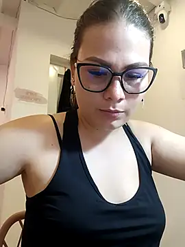 Vale Saenzz online show from March 2025 08:42:02 PM