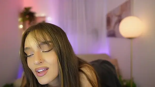 Snapshot of Clara_Nia chatting on February 2026 07:21:02 PM Clara Nia online show from February 2026 07:21:02 PM