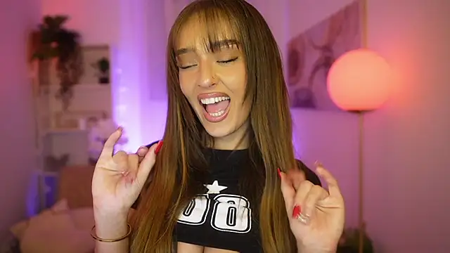 Snapshot of Clara_Nia chatting on February 2026 07:14:02 PM Clara Nia online show from February 2026 07:14:02 PM