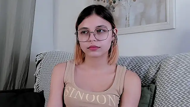 DarelleFare online show from January 2025 05:04:02 PM