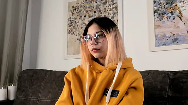 DarelleFare online show from January 2025 11:11:02 AM