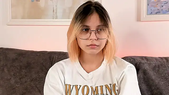 DarelleFare online show from February 2025 11:16:02 AM