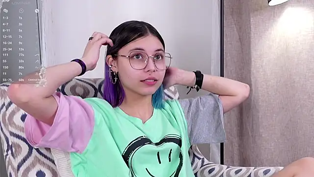 DarelleFare online show from March 2025 11:44:02 AM